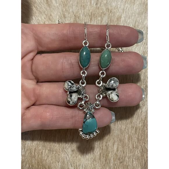 Native Navajo SW Sterling SilverWhite Buffalo & Green Turquoise Cluster Necklace - Picture 2 of 10